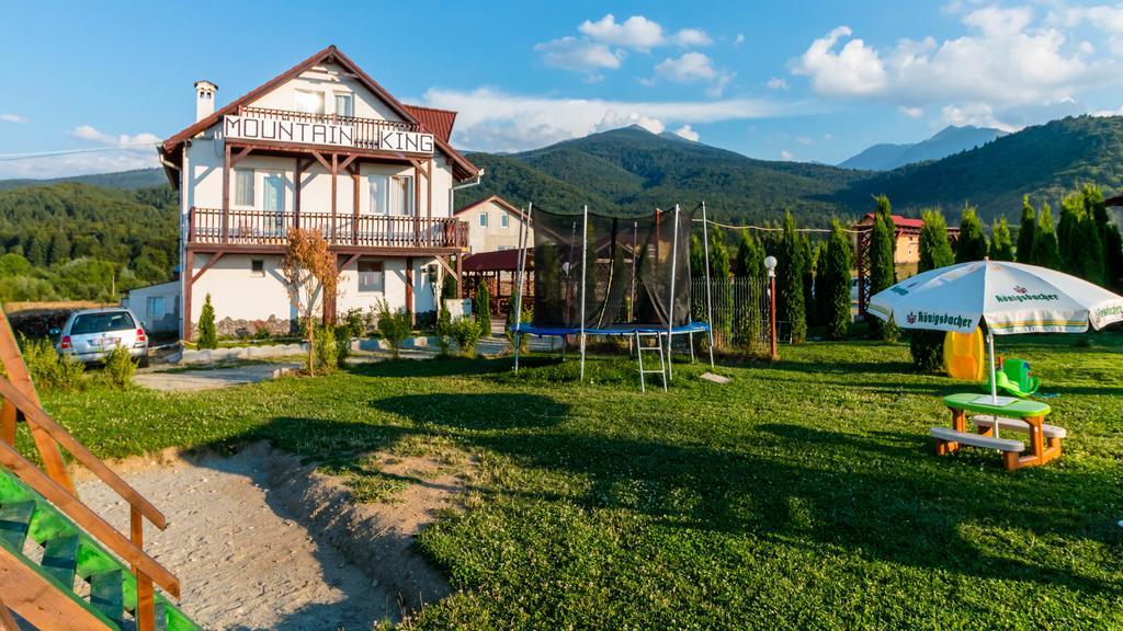 Pensiunea Mountain King Sîmbăta de Sus Екстериор снимка